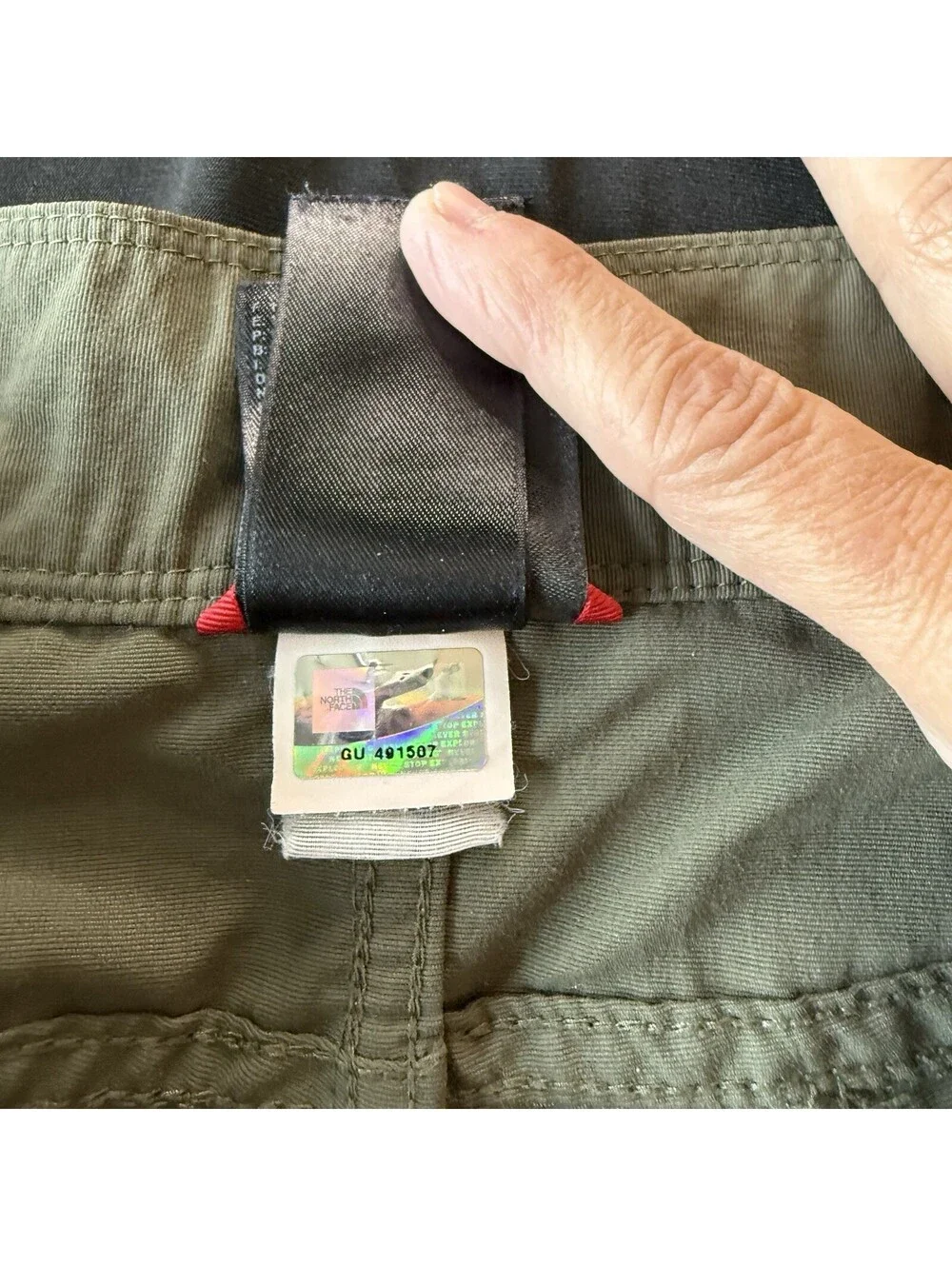 The North Face Men Hiking Cargo Short Size 32 Olive Green Nylon Zip